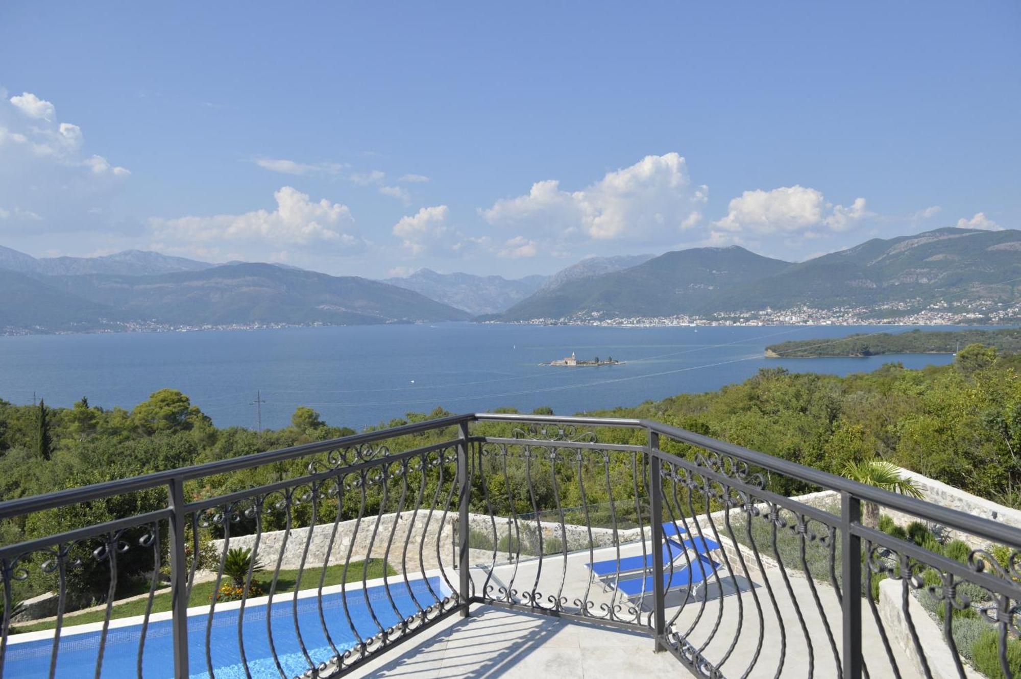 Villa Vista Azzurra Τίβατ Εξωτερικό φωτογραφία